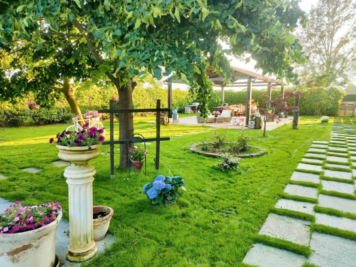 Villa Albina La Loggia Bagian luar foto